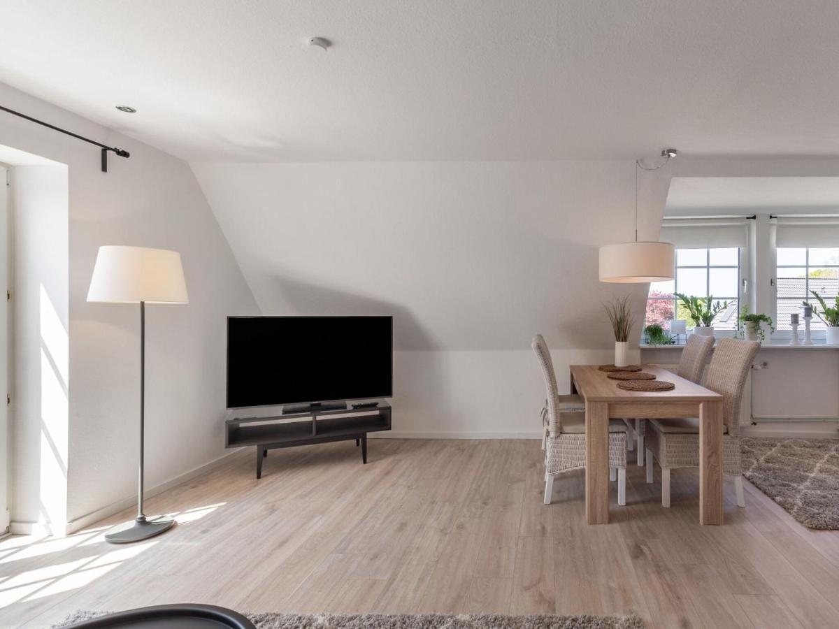 Scenic Apartment In Oldenburg Near Sea And Forest Max 3 Adults Dannau Kültér fotó